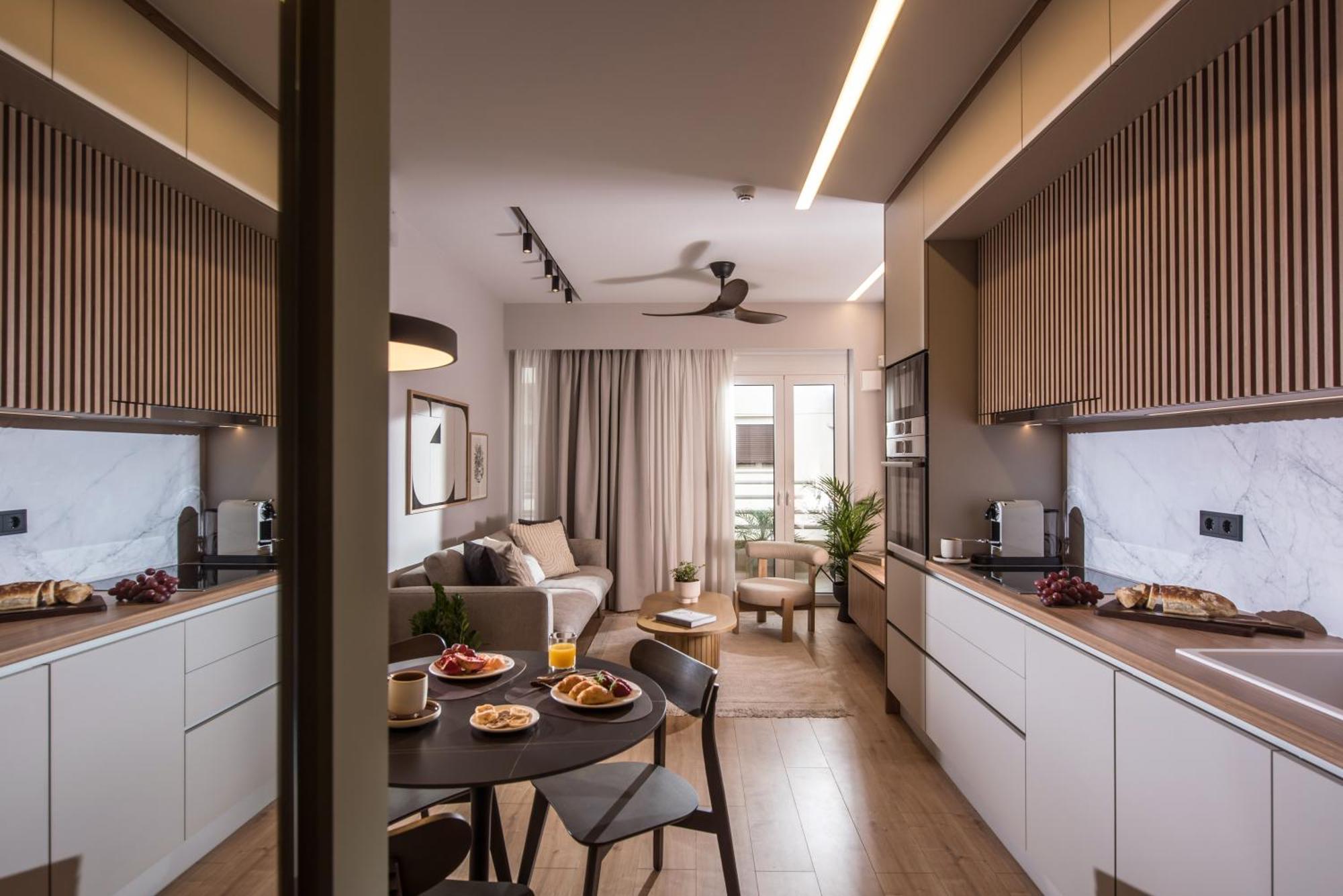 Relaxo Collection Luxury Suites In The Heart Of Heraklion Екстериор снимка